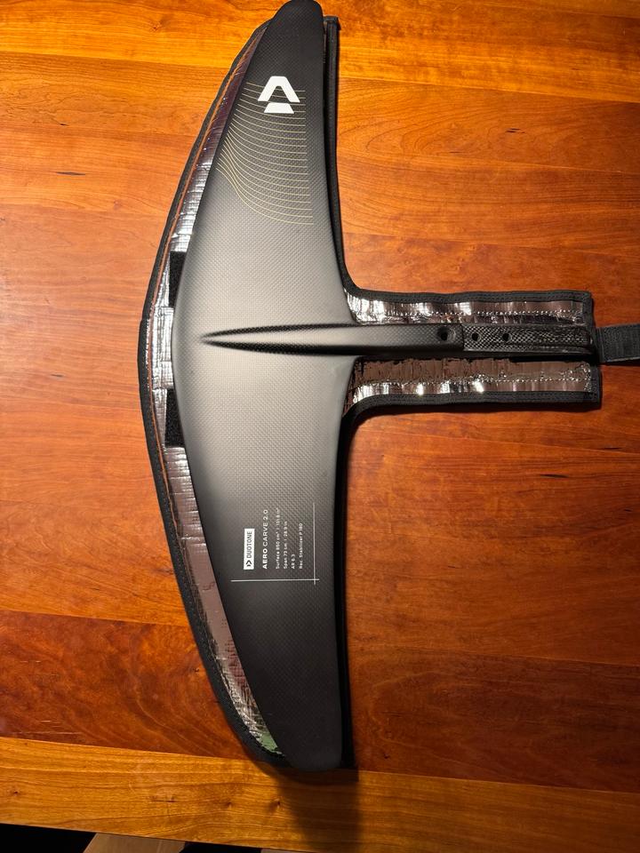 Duotone Wing Foil Set Aero Carve 2.0 D/LAB 850/180 Top Zustand in Hamburg