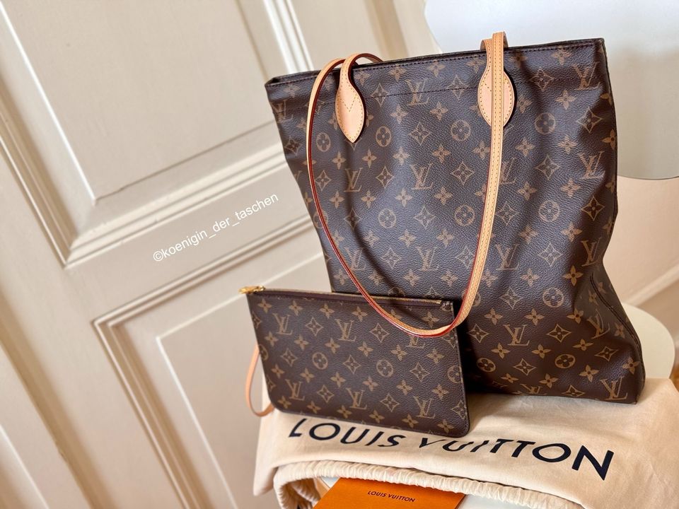 LOUIS VUITTON Carry It Monogram Canvas mit Pochette M45199 in Gießen