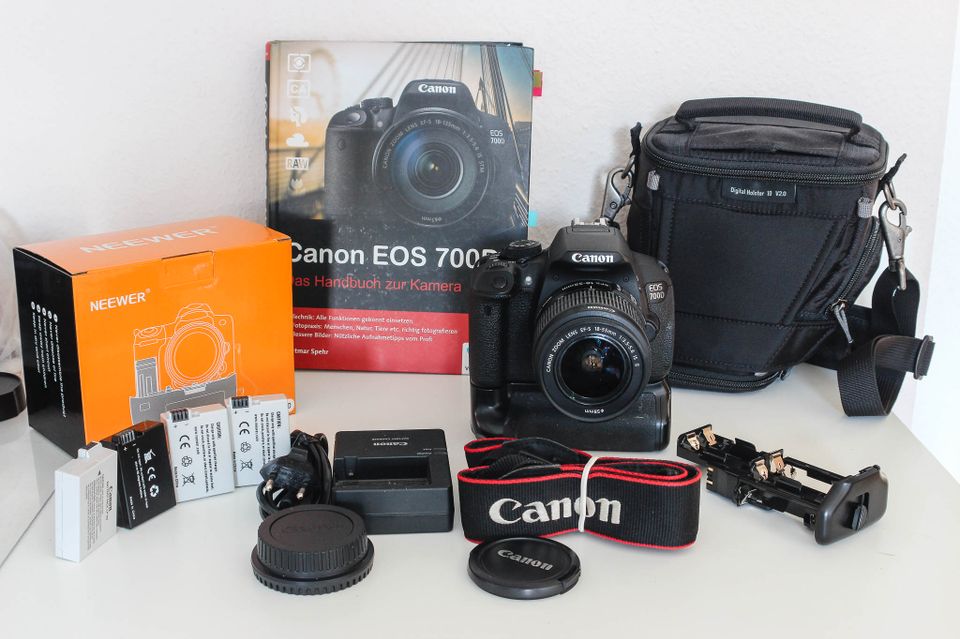 ⭐️ Händler! Canon EOS 700D Kit mit EF-S 18-55mm IS, BG,Tasche⚡️ in Schwanau