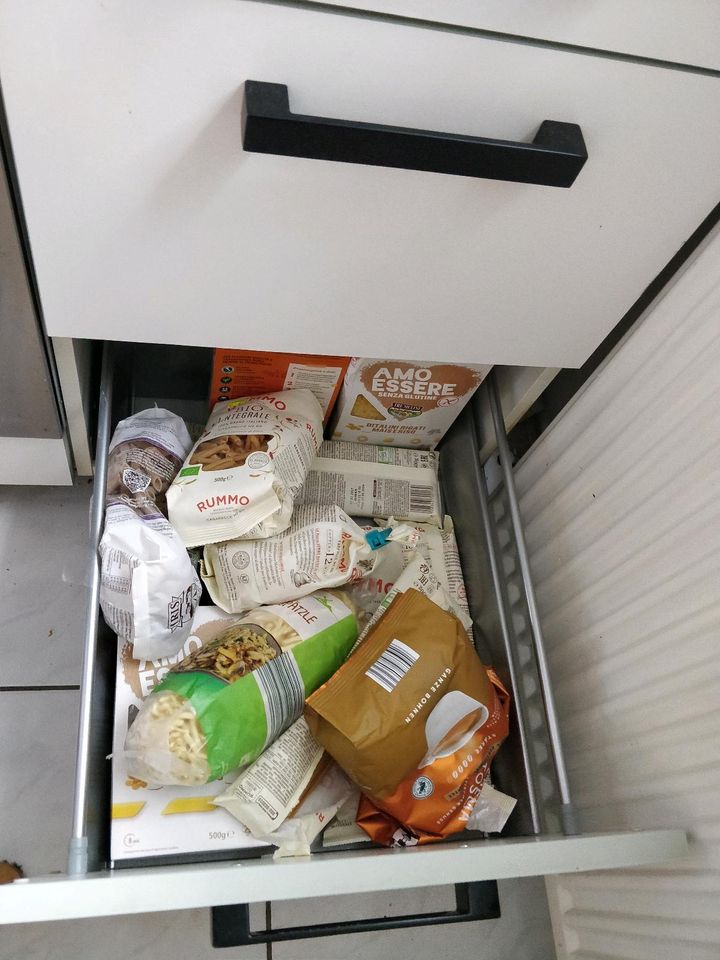 Küche ab 27.05 ohne Kühlschrank mit Geschirrspüler Update 27.04 in Nürnberg (Mittelfr)