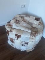 Kuhfell Hocker Sitzmöbel Bodenkissen Sitzsack  Ca 45x45x45cm Nordrhein-Westfalen - Dorsten Vorschau