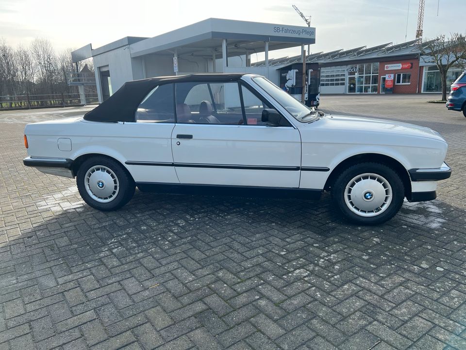 BMW E30 320i Cabrio in Altenberge