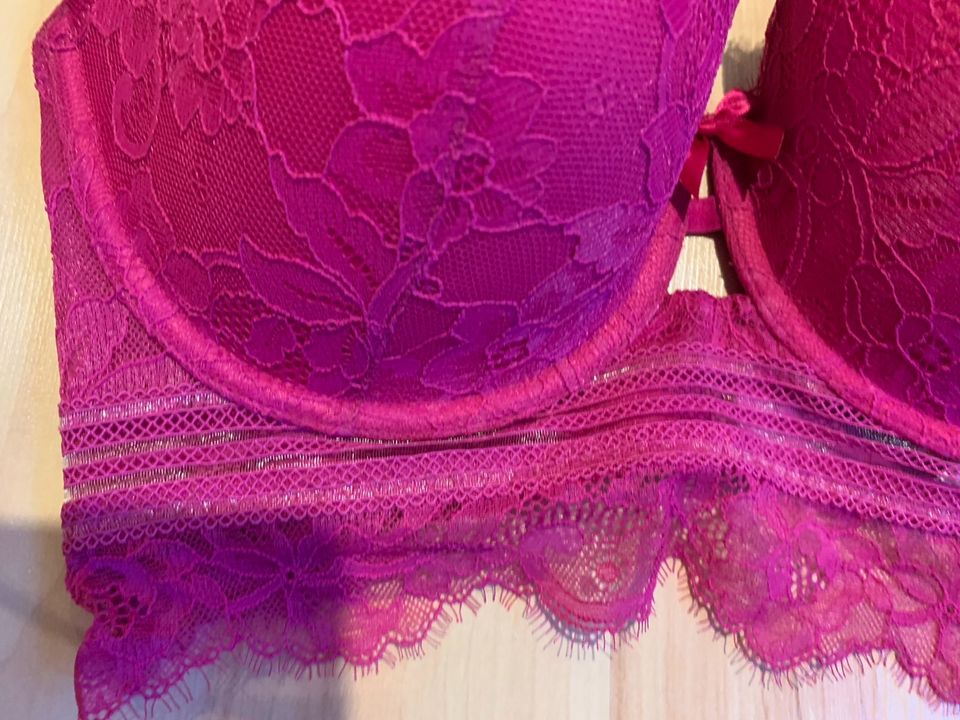 Hunkemöller bh longline 80E neu mit Etikett pink spitze in Köln