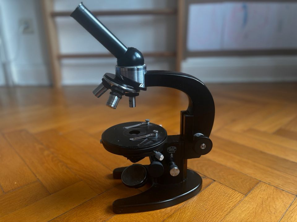 Carl Zeiss Jena Mikroskop in Berlin