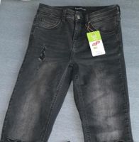 Damen Jeans mit Rissen 34/XS Baden-Württemberg - Karlsruhe Vorschau