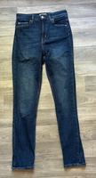 Schöne dunkelblaue Jeans von H&M - Gr. 36 Berlin - Köpenick Vorschau
