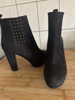 Stiefel mit schwarzen Elementen Schleswig-Holstein - Flensburg Vorschau