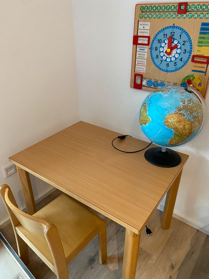 Kinder Tisch plus Stuhl von Koala Design in Heustreu