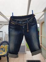 Kurze Jeans Gr. 36, ital.Modell Saarbrücken-Dudweiler - Dudweiler Vorschau