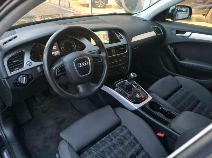 Audi A4 B8 in Penzing