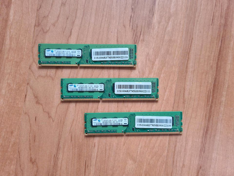 Samsung 3x M378B5773DH0-CH9 2GB DDR3 Arbeitsspeicher in Freising