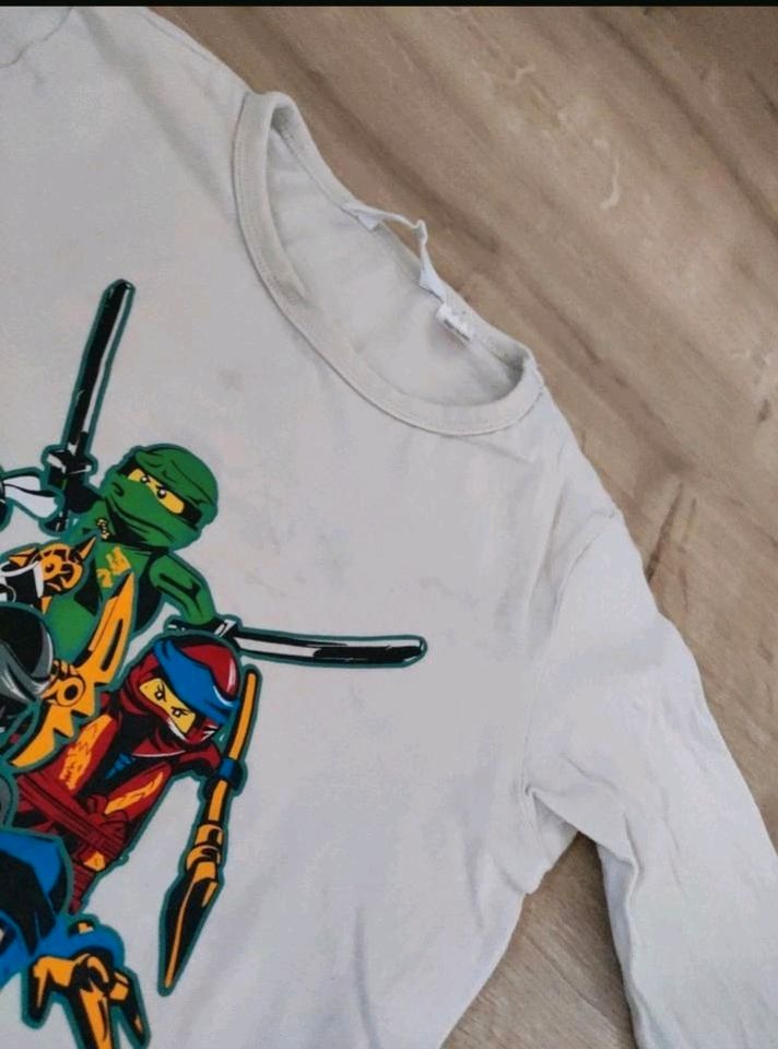 Ninjago Langarmshirt Größe 134/140 in Bad Liebenstein