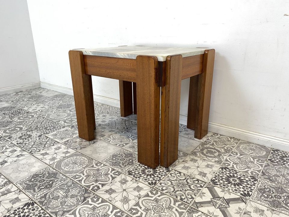 WMK Ein Blickfang! Außergewöhnlicher 70er Jahre Couchtisch mit schöner Marmorplatte , bauähnlich mit Tischen von Afra & Tobia Scarpa # Wohnzimmertisch Beistelltisch Coffee Table Designertisch Vintage in Berlin