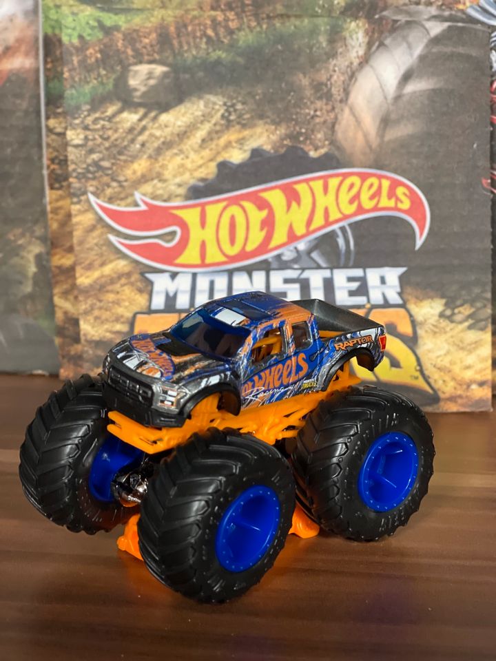 Hot Wheels Monster Truck FORD RAPTOR F150 Pick Up NEU in Uedem