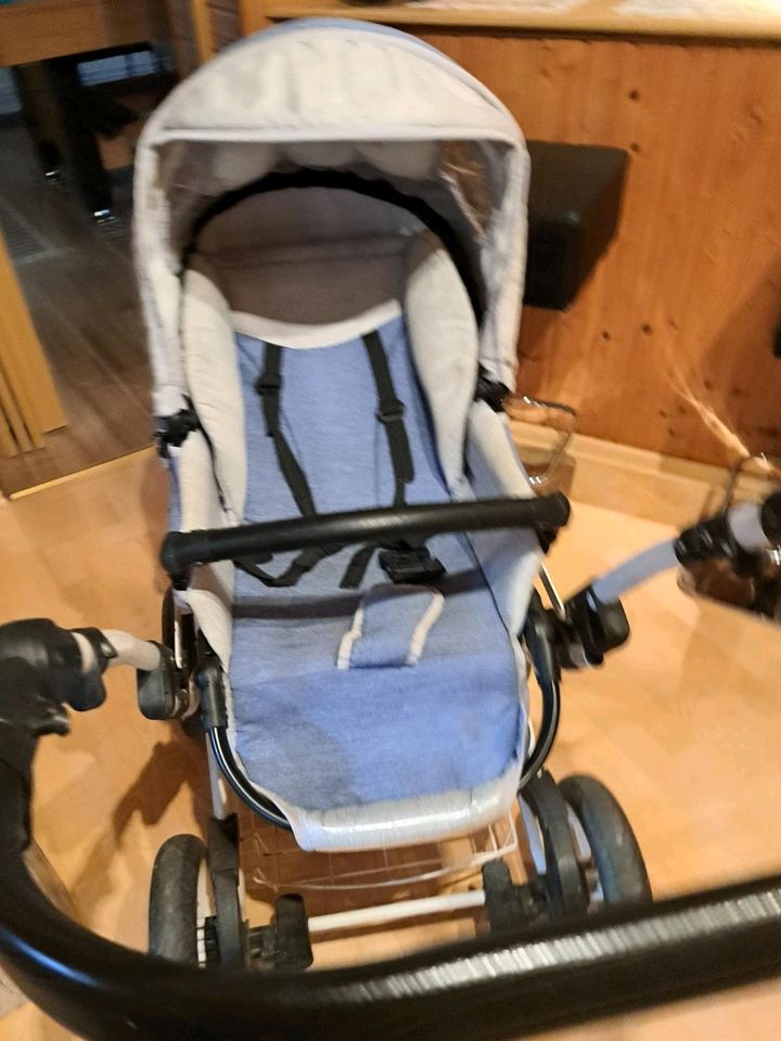 Kinderwagen 3 in 1 in Bützow