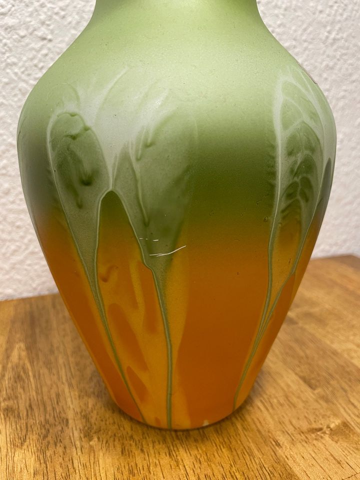 große Vase mit dekorativem Batikeffekt in Berlin