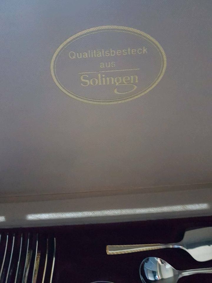 12 teiliger  Besteck Koffer aus Solingen in Augsburg