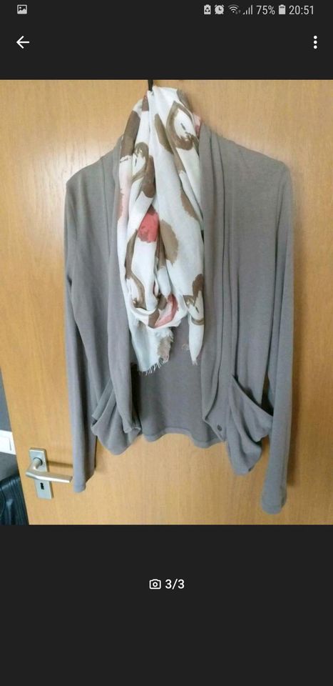 Mexx Sweatjacke, Gr.M/L, beige in Werl