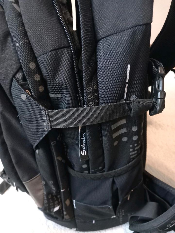 Satch Schulrucksack schwarz in Hamburg