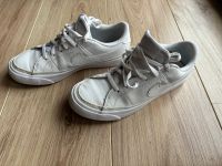 Nike Turnschuhe Sneaker weiß 35,5 Nordrhein-Westfalen - Lienen Vorschau