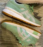 Asics Gel Lyte Lady Sneaker Mint grün neuwertig 37 Wildleder Berlin - Lichtenberg Vorschau