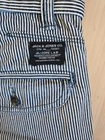 Fast neu: Kurze blau weiss gestreifte Hose von JACK & JONES Gr. M Schleswig-Holstein - Kiel Vorschau