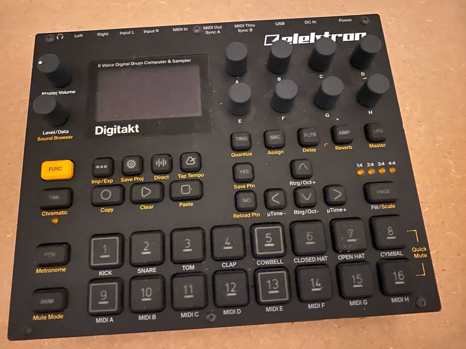 Elektron Digitakt Drum Machine & Sampler in Köln