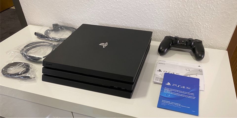 Playstation 4 Pro|schnelle 1TB SSD|NEUWERTIG|+2 Spiele|PS4 Pro in Viersen