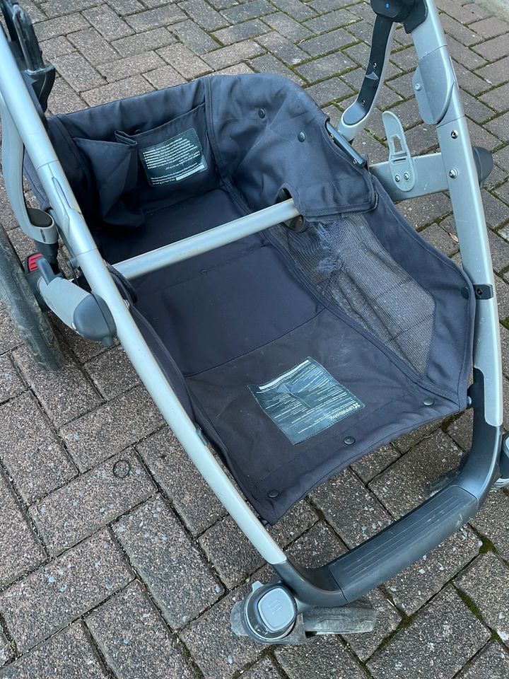 Uppababy Vista Kombi-Kinderwagen in Kirchhundem