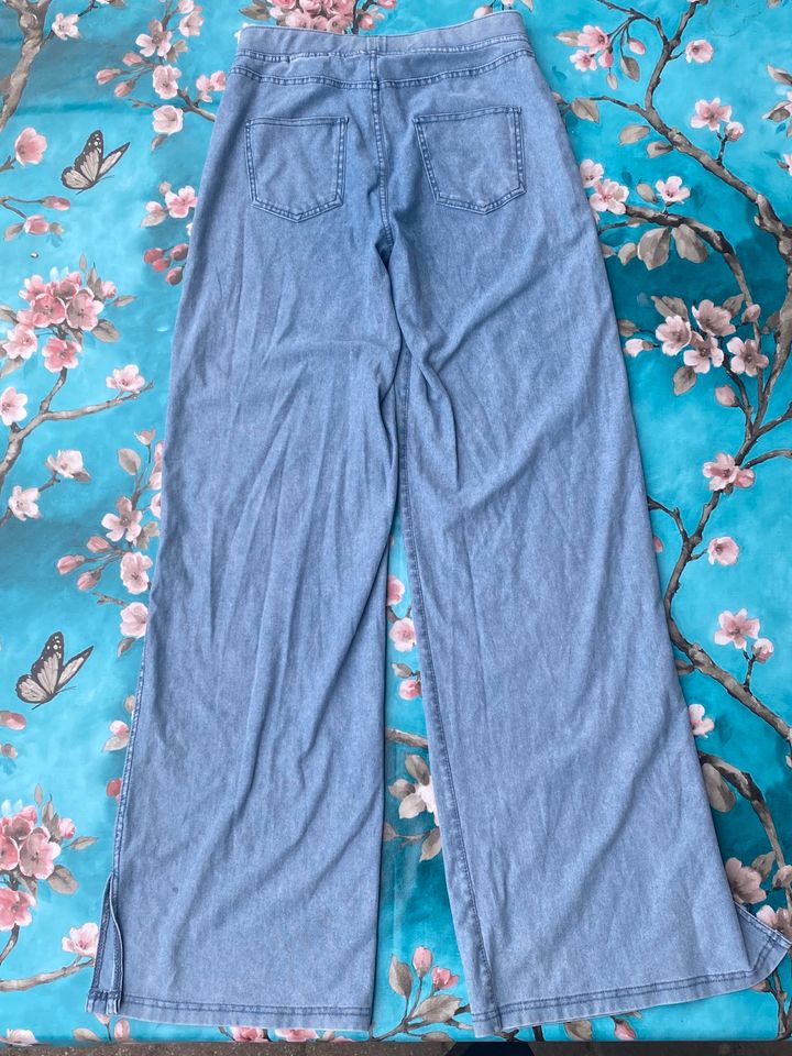 H&M stretch-Baggy Hose Gr. 170 in Lachendorf