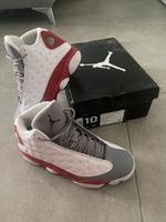 Jordan 13 Turnschuhe neuwertig Gr. 44 Hessen - Lohfelden Vorschau