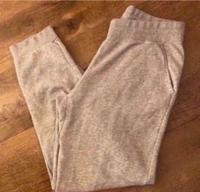 Adidas Sporthose Jogginghose Gr.M/38 grau Damen Sport Kuschelhose Hessen - Haiger Vorschau