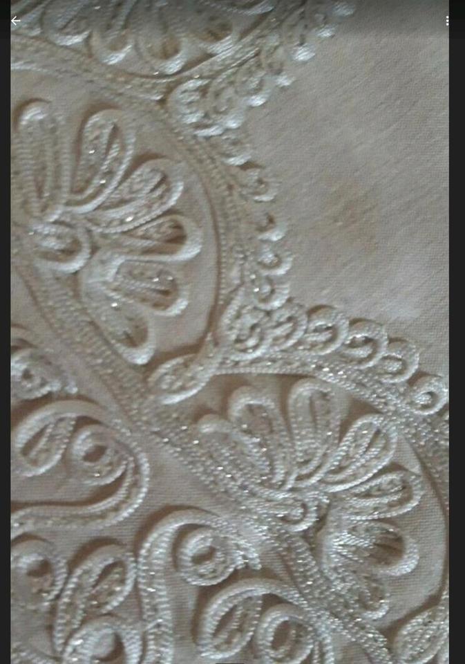 Tischdecke cremeweiß  silber Stickerei orientalisch 83x83 in Passau