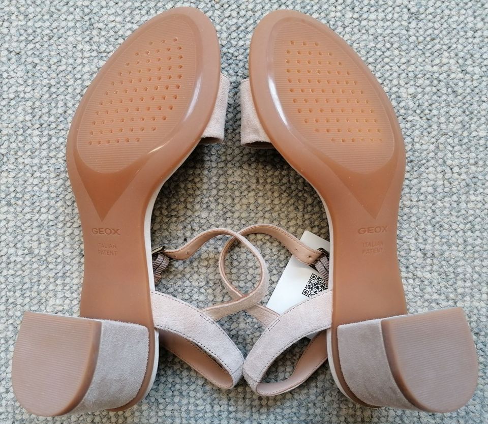 Neue GEOX Respira Damensandalen "Aurely 50" Farbe:Nude/Skin,Gr.36 in Weil am Rhein