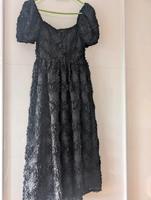 Kleid aus 3D Rosenstoff München - Moosach Vorschau