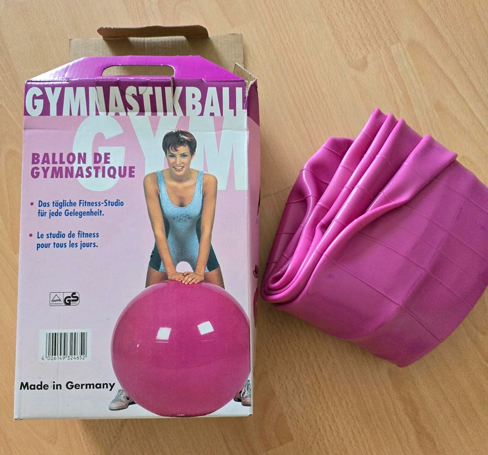 Gymnastikball pink in Rimpar