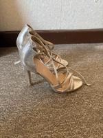 High heels Silber Gold Größe 38 Frankfurt am Main - Bergen-Enkheim Vorschau