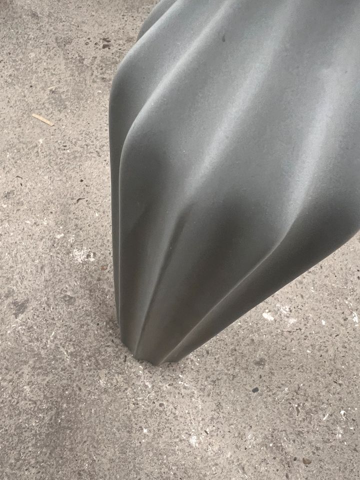 Boden Vase / Grau in Darmstadt