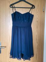 Kurzes Abendkleid dunkelblau blau Spitze schulterfrei Größe 38 M Müritz - Landkreis - Fünfseen Vorschau