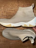 BERSHKA Sneakers Schlupfschuhe Stiefeletten Boots Gr 37 Berlin - Treptow Vorschau