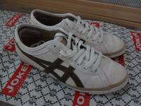 Sneaker Asics EU 39,5 US 6 1/2 Fußlänge 25 weiß braun Sportschuhe Berlin - Lichtenberg Vorschau