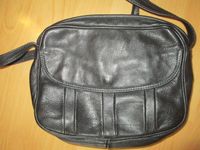 Handtasche, Umhängetasche, schwarz klein 24 x 20 x 7 cm Rheinland-Pfalz - Nickenich Vorschau