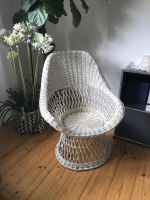 stylischer Korbsessel weiß Vintage 60er 70er Stuhl Rattan Garten Hessen - Seligenstadt Vorschau