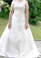 BRAUTKLEID Hochzeitskleid creme Größe 42 / 44 Rocklänge vorn 1,21 Bayern - Willmars Vorschau