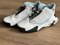 Nike Air Jordan Max Aura 4 Gr. 39 wie neu Schleswig-Holstein - Bargteheide Vorschau