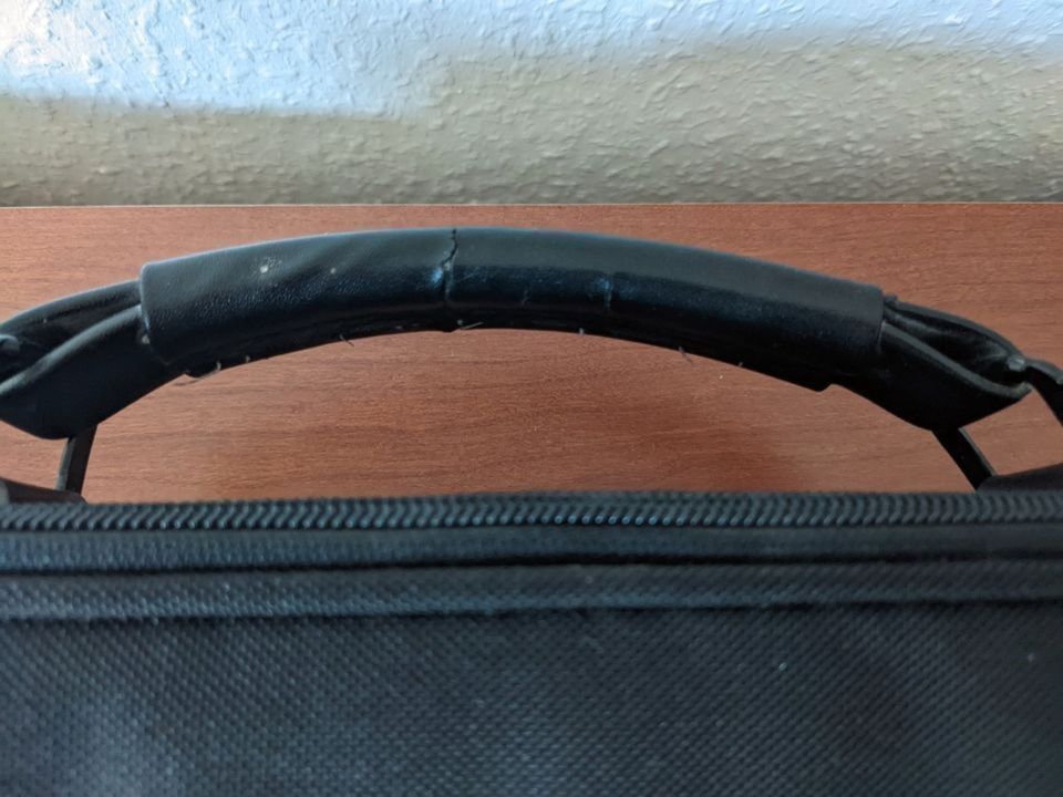 DELL Notebooktasche, Laptop-Tasche, gepolstert, schwarz in Berlin