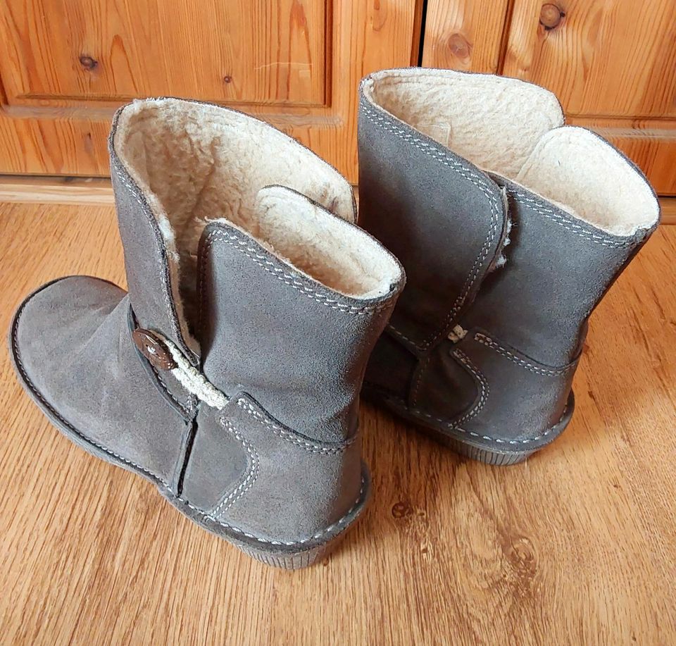 Clarks Winterstiefel / -stiefeletten,  Gr 38, grau in Kassel