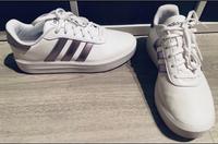 Adidas Damen sneaker Gr. 41 2/3 Hessen - Bischofsheim Vorschau