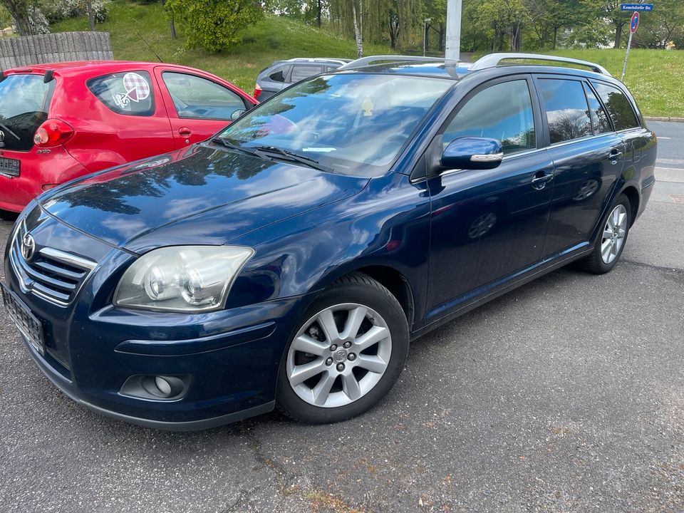 Toyota Avensis 1.8 in Dresden