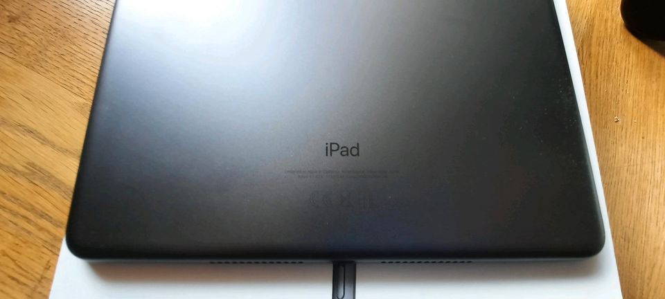 Apple iPad 7 Generation Wi-Fi 32 GB in Leipzig
